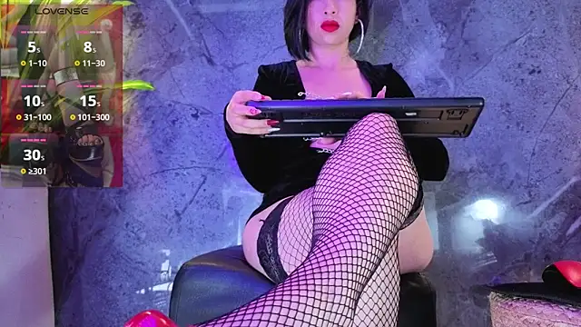 Anxelica Macondo  online show from April 2026 01:07:01 PM