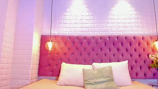 Snapshot of anette_bennet chatting on December 2025 07:35:01 PM anette bennet online show from December 2025 07:35:01 PM