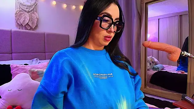 Claiborne Morris online show from November 2025 12:14:01 AM