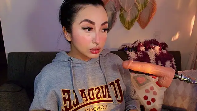 Claiborne Morris online show from March 2026 01:33:02 AM