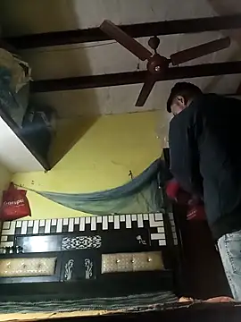 urdreamman online show from November 2025 02:22:01 AM