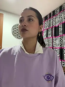 Ana  Pink online show from May 2026 12:36:02 AM