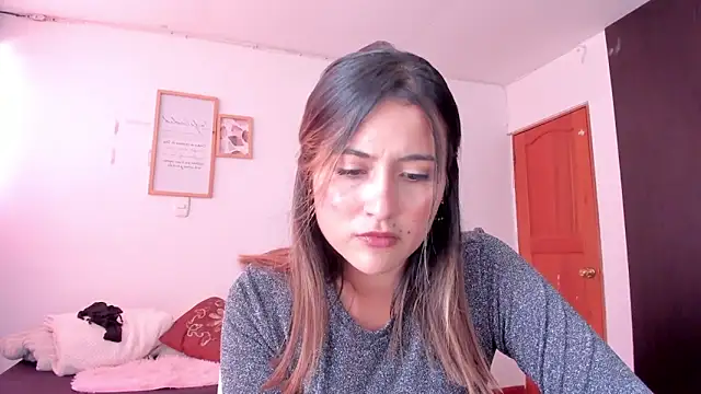 Ana  Pink online show from March 2026 08:00:02 PM