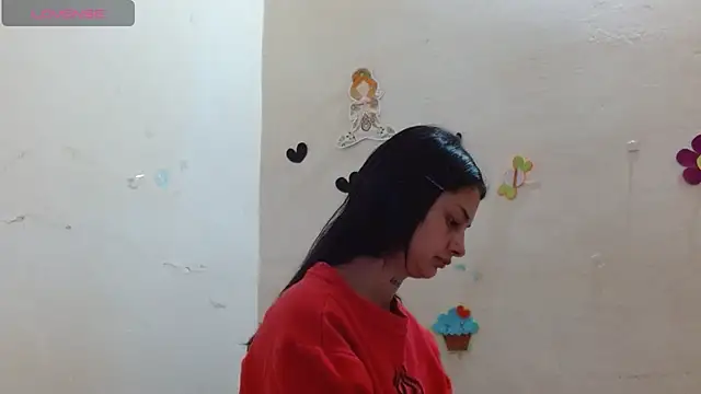 Akasha001 online show from November 2025 02:38:02 AM