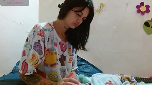 Akasha001 online show from November 2025 09:52:01 AM