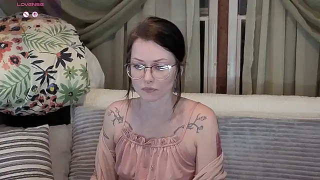 kohlbird online show from December 2025 04:48:02 AM