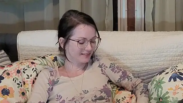 kohlbird online show from December 2025 04:22:02 AM