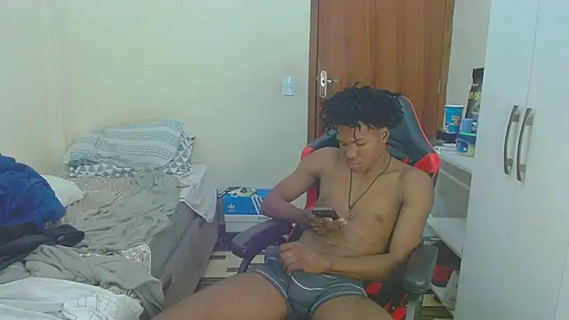 Snapshot of eunegrao chatting on October 2025 03:07:02 AM eunegrao online show from October 2025 03:07:02 AM