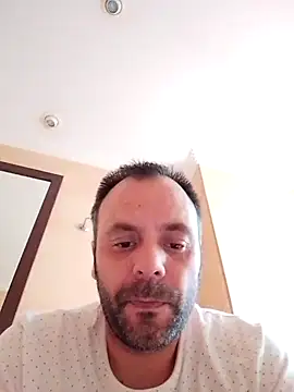 Snapshot of manchego85 chatting on October 2025 04:40:02 PM manchego85 online show from October 2025 04:40:02 PM