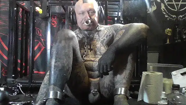 object857 online show from April 2026 10:56:01 PM