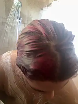 1n0nlythroat online show from April 2026 05:37:01 PM