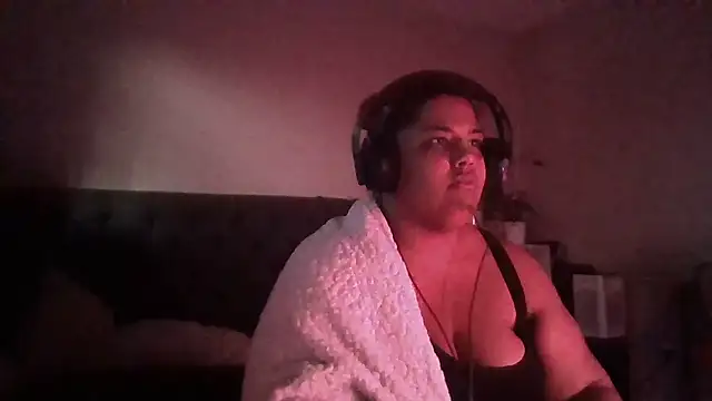 1n0nlythroat online show from April 2026 02:27:02 AM