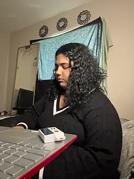 1n0nlythroat online show from December 2025 07:59:01 PM