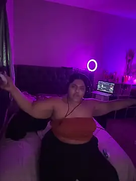 1n0nlythroat online show from December 2025 08:15:02 PM