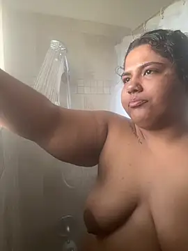 1n0nlythroat online show from November 2025 08:53:02 PM