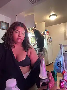 1n0nlythroat online show from May 2026 11:15:01 PM