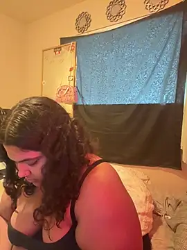 1n0nlythroat online show from December 2025 06:32:01 PM