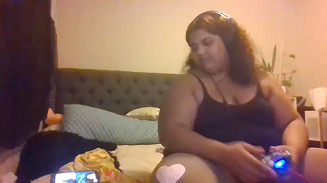 1n0nlythroat online show from May 2026 04:40:01 AM