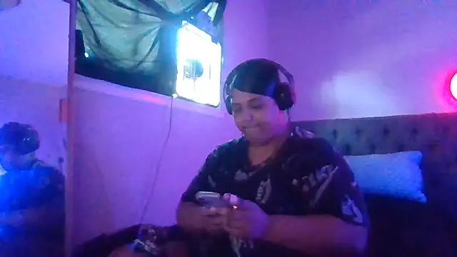 1n0nlythroat online show from June 2026 12:28:01 AM
