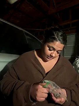 1n0nlythroat online show from November 2025 07:24:02 AM