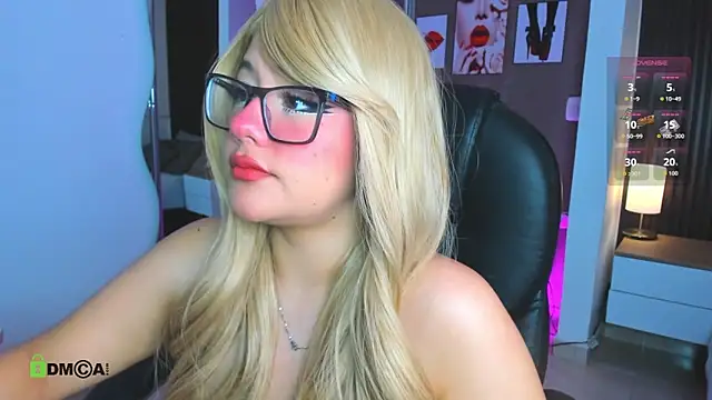 Snapshot of Dulcerose_01 chatting on November 2025 06:14:01 AM Dulcerose 01 online show from November 2025 06:14:01 AM