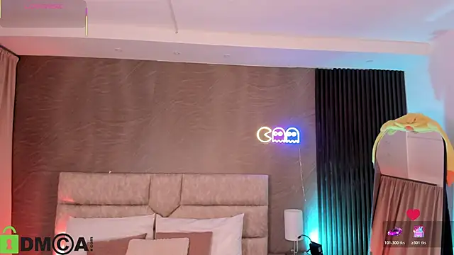 Snapshot of Dulcerose_01 chatting on April 2026 03:08:01 AM Dulcerose 01 online show from April 2026 03:08:01 AM