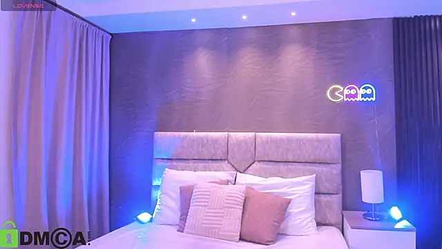 Snapshot of Dulcerose_01 chatting on April 2026 03:02:02 AM Dulcerose 01 online show from April 2026 03:02:02 AM