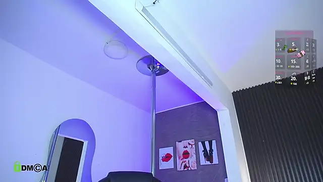 Snapshot of Dulcerose_01 chatting on October 2025 04:55:02 AM Dulcerose 01 online show from October 2025 04:55:02 AM