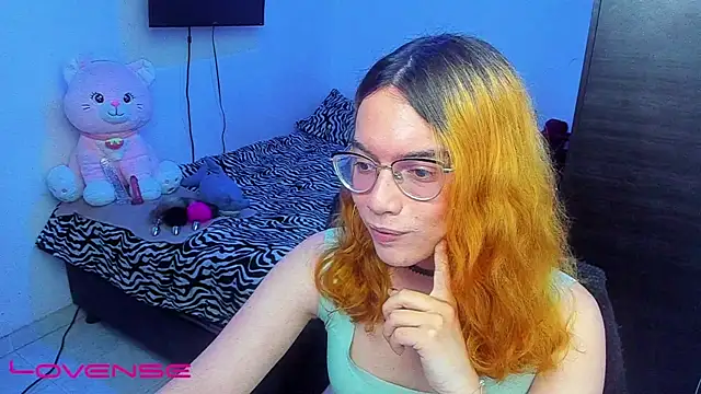 lillykittyy online show from October 2025 11:39:01 PM