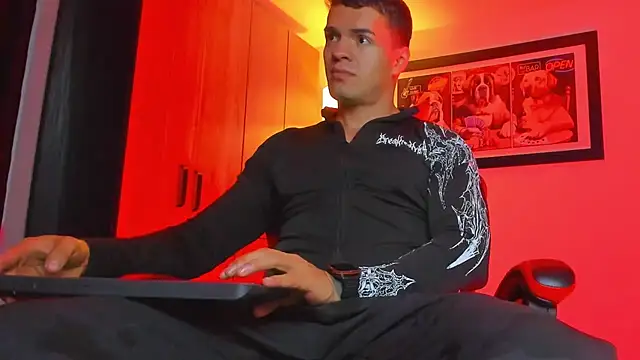 ALPHA DOMINUS  online show from January 2026 04:27:02 AM