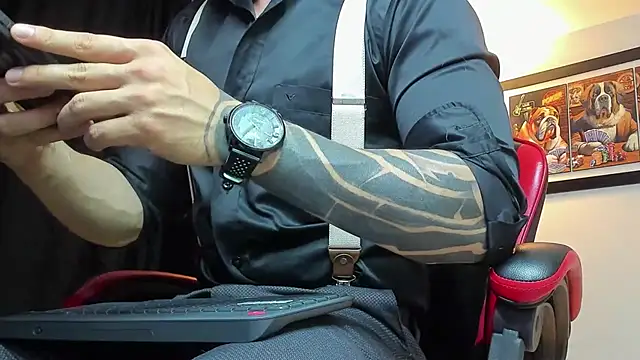 ALPHA DOMINUS  online show from December 2025 04:47:02 AM