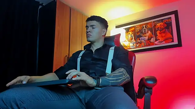 ALPHA DOMINUS  online show from November 2025 03:50:02 AM