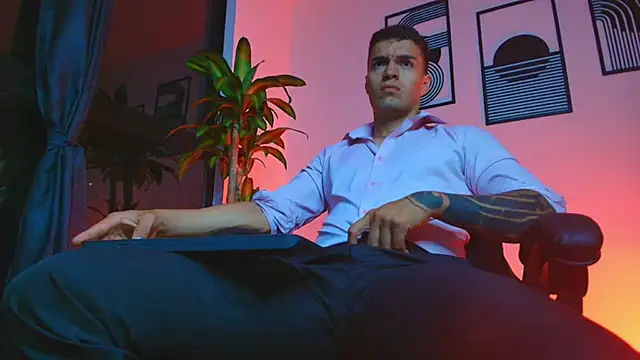 ALPHA DOMINUS  online show from April 2026 03:41:01 AM