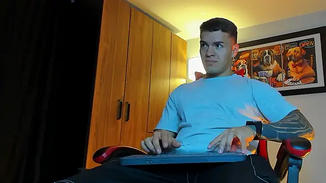 ALPHA DOMINUS  online show from January 2026 04:30:01 AM