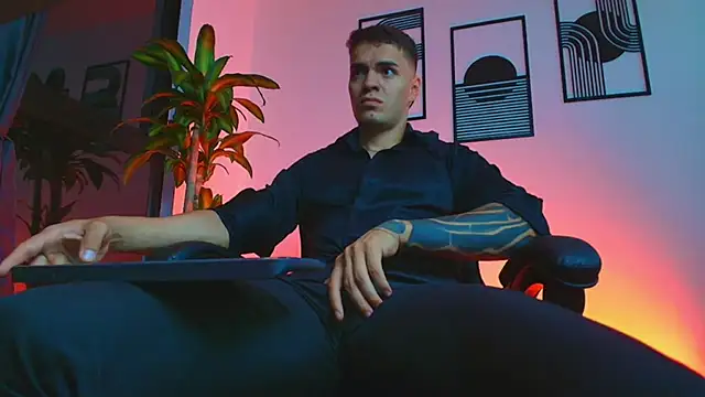 ALPHA DOMINUS  online show from April 2026 03:54:01 AM