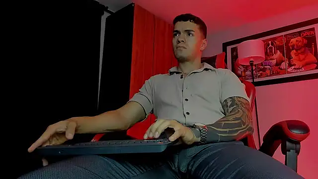 ALPHA DOMINUS  online show from February 2026 04:13:01 AM