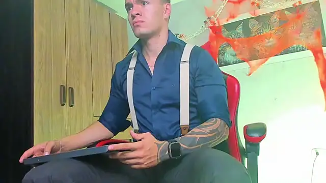 ALPHA DOMINUS  online show from November 2025 04:28:02 AM