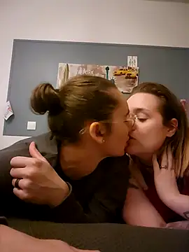 AndHerXO online show from February 2026 09:02:02 PM