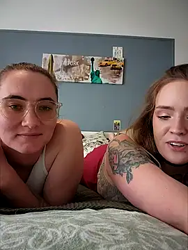 AndHerXO online show from January 2026 01:14:01 PM