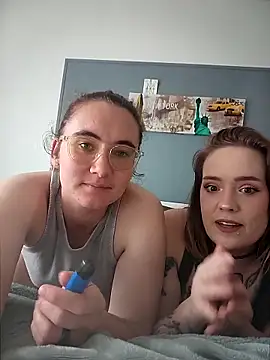 AndHerXO online show from March 2026 02:55:01 PM