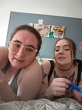 Snapshot of AndHerXO chatting on May 2026 03:16:02 PM AndHerXO online show from May 2026 03:16:02 PM