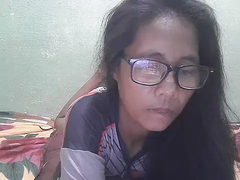 Snapshot of HotLadyPinay32 chatting on October 2025 08:55:01 PM HotLadyPinay32 online show from October 2025 08:55:01 PM