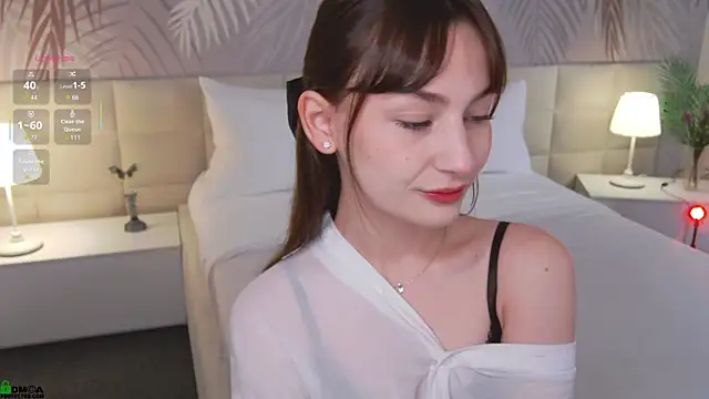LolaPrise online show from September 2025 01:34:02 AM