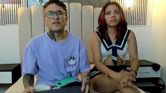 Snapshot of RavenandCody chatting on September 2025 03:49:01 AM RavenandCody online show from September 2025 03:49:01 AM