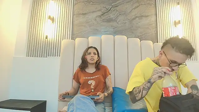 Snapshot of RavenandCody chatting on September 2025 02:29:02 AM RavenandCody online show from September 2025 02:29:02 AM