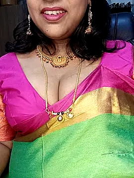 Snapshot of Chadni_kannada chatting on May 2026 03:04:02 PM Chadni kannada online show from May 2026 03:04:02 PM