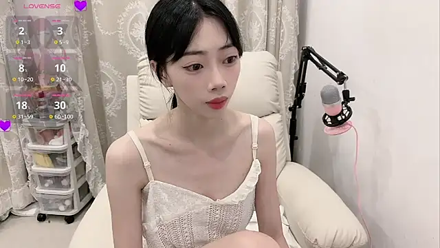 tuantuanle online show from April 2026 04:08:02 PM