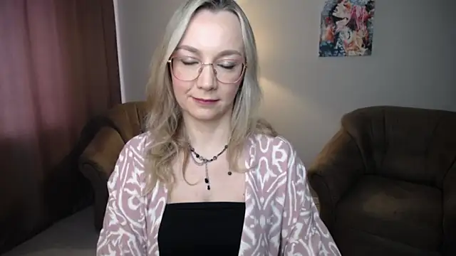 Ava Elior online show from May 2026 10:52:02 AM