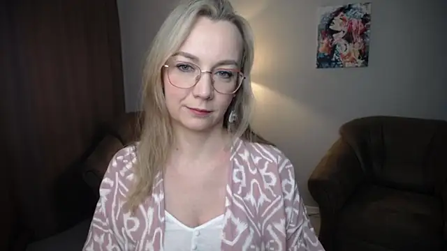 Ava Elior online show from May 2026 11:08:01 AM
