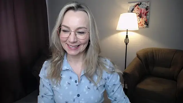 Ava Elior online show from April 2026 11:39:01 AM
